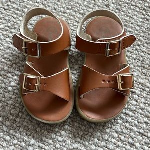 Size 6 Footmates Tan toddler sandal